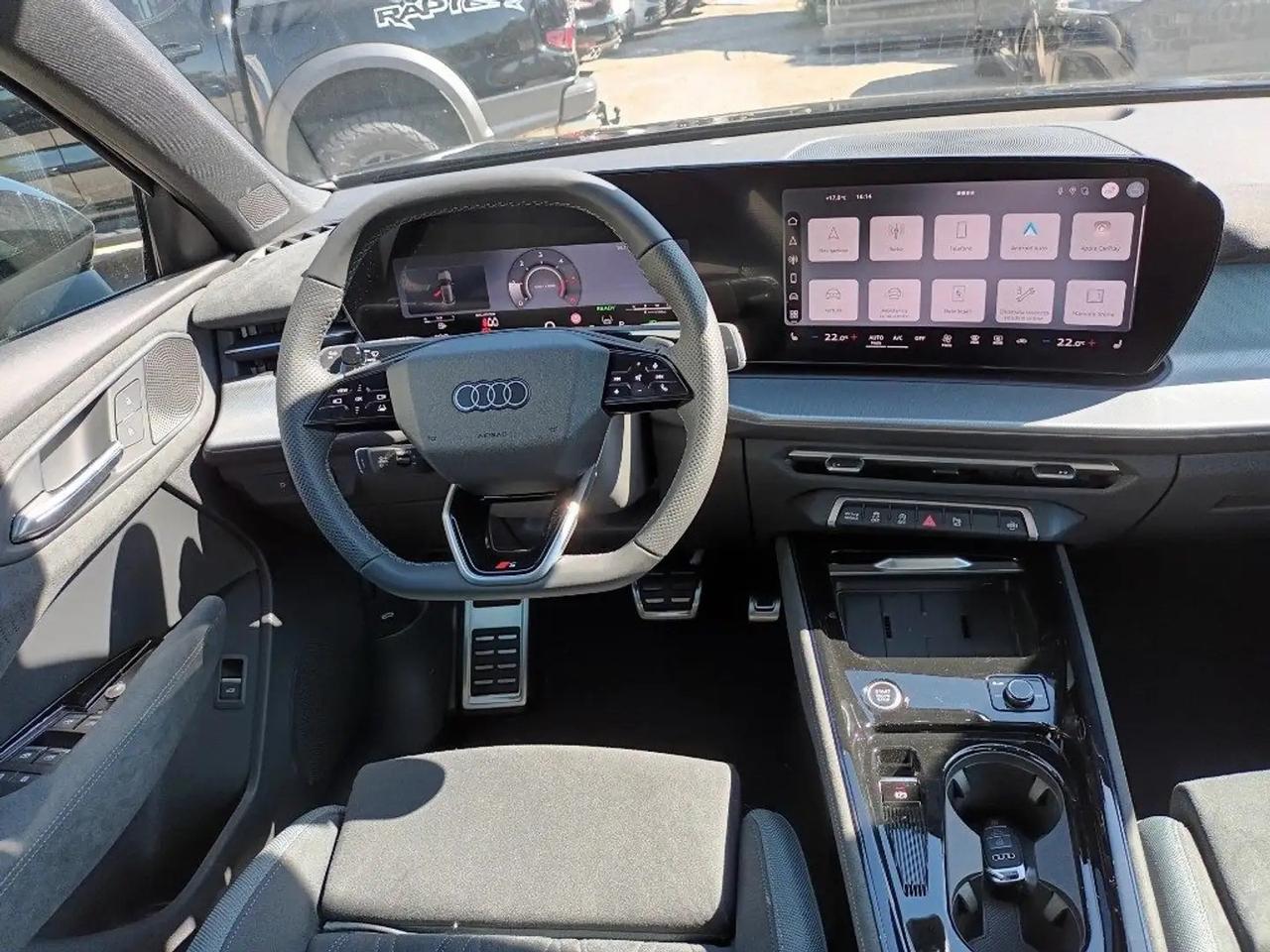 Audi Q3 SPB 35 TDI S-tronic 150cv S-line Black Line KM0