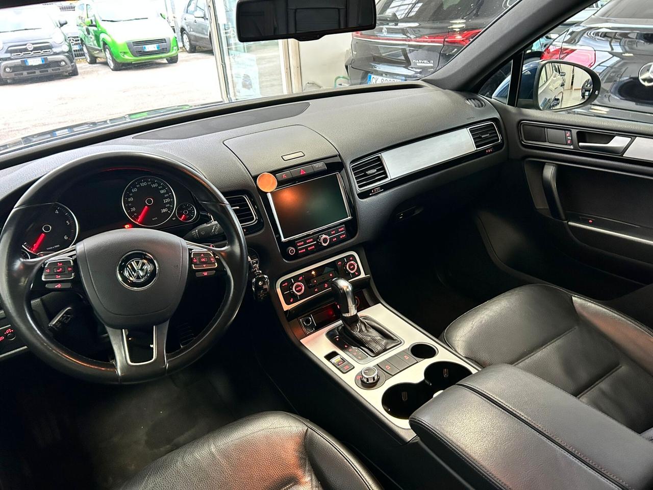 Volkswagen Touareg 3.0 TDI 240CV FULL OPTIONAL 2011