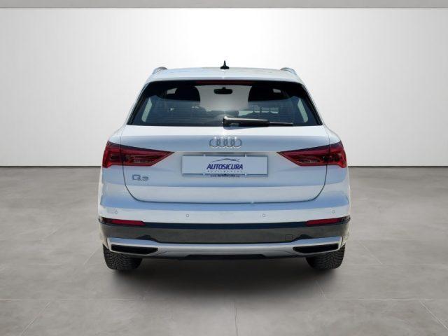 AUDI Q3 35 TDI S tronic Business Advanced
