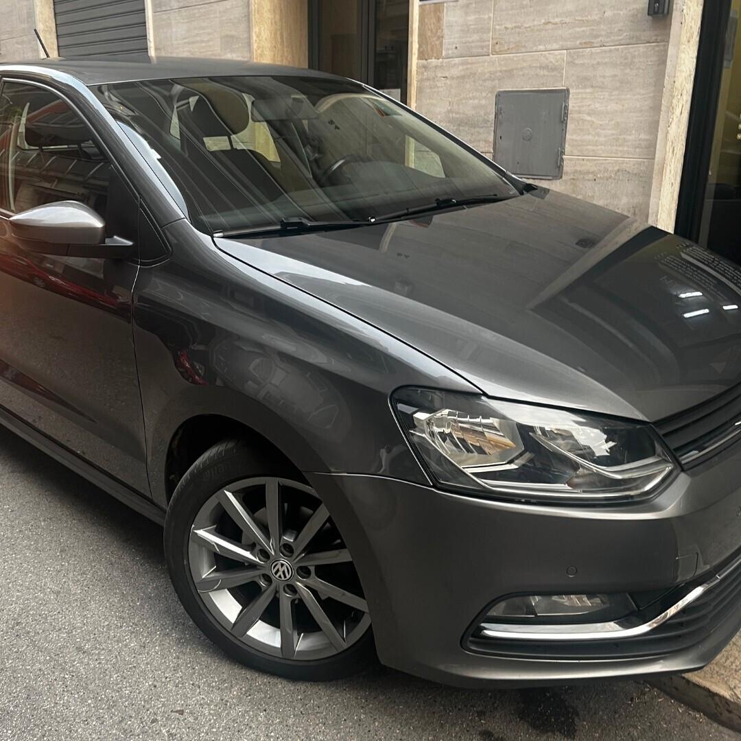 Volkswagen Polo 1.4 **NEOPATENTATI**