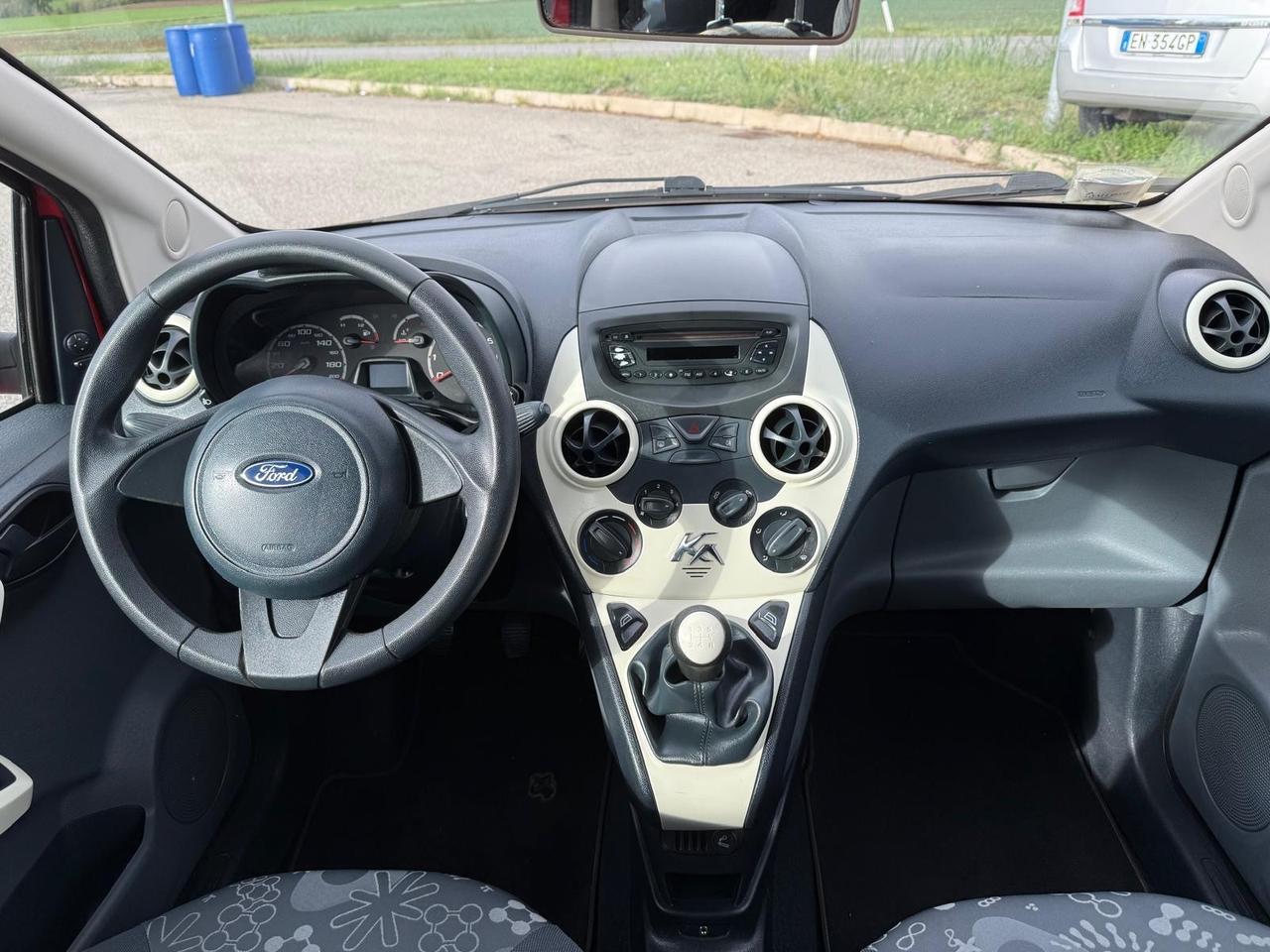Ford Ka 1.2 8V 69CV Titanium