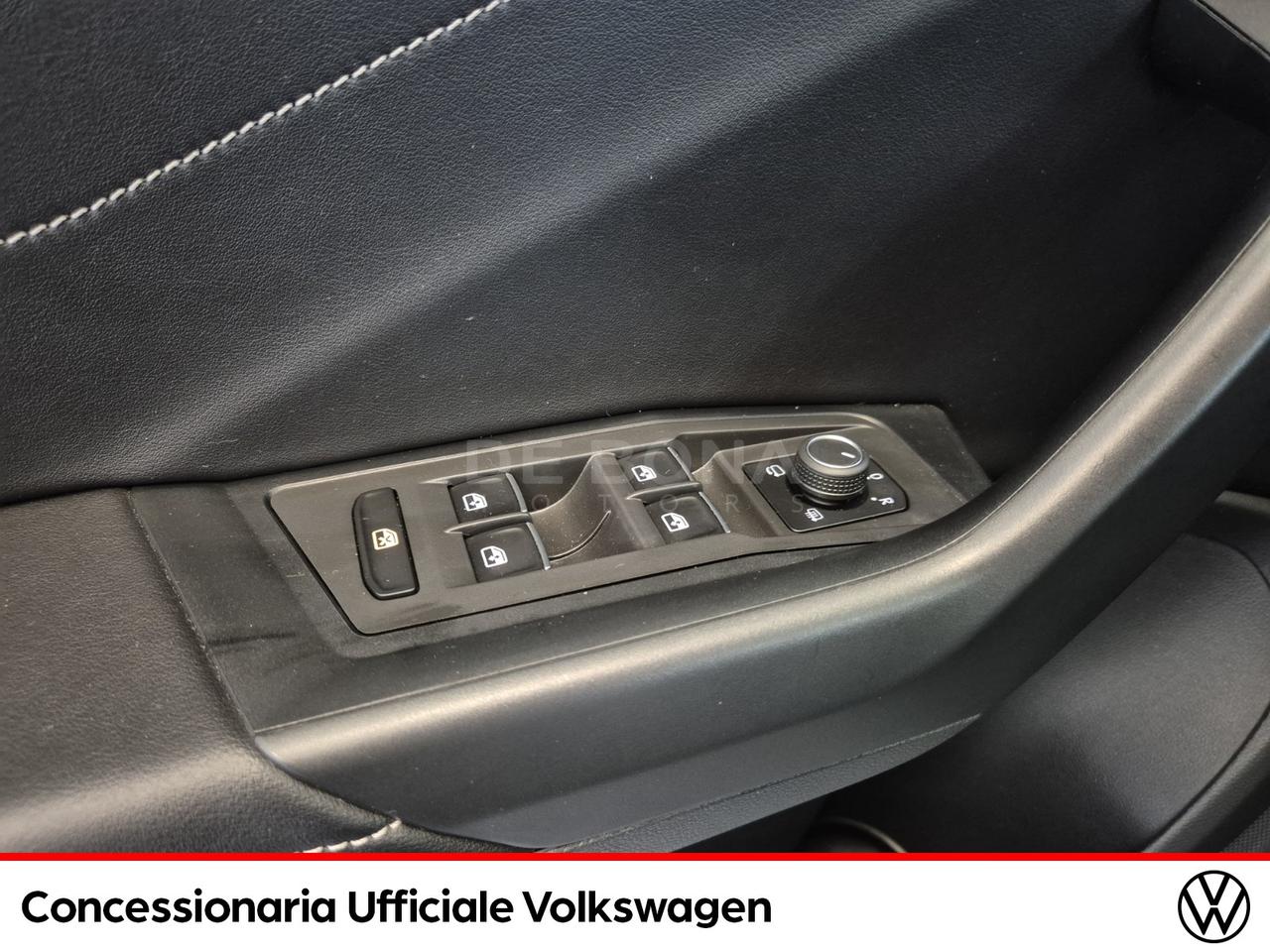 Volkswagen T-Roc 1.5 tsi r-line