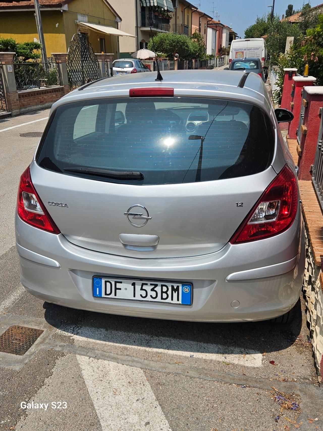 Opel Corsa 1.2 5 porte Easytronic Enjoy