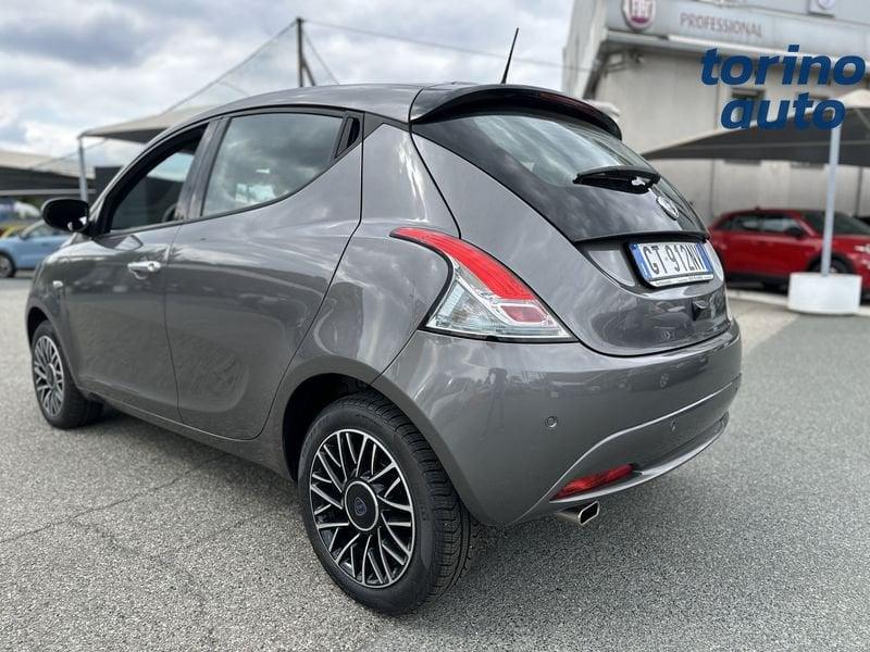 Lancia Ypsilon Ypsilon 1.0 FireFly 5 porte S&S Hybrid Oro
