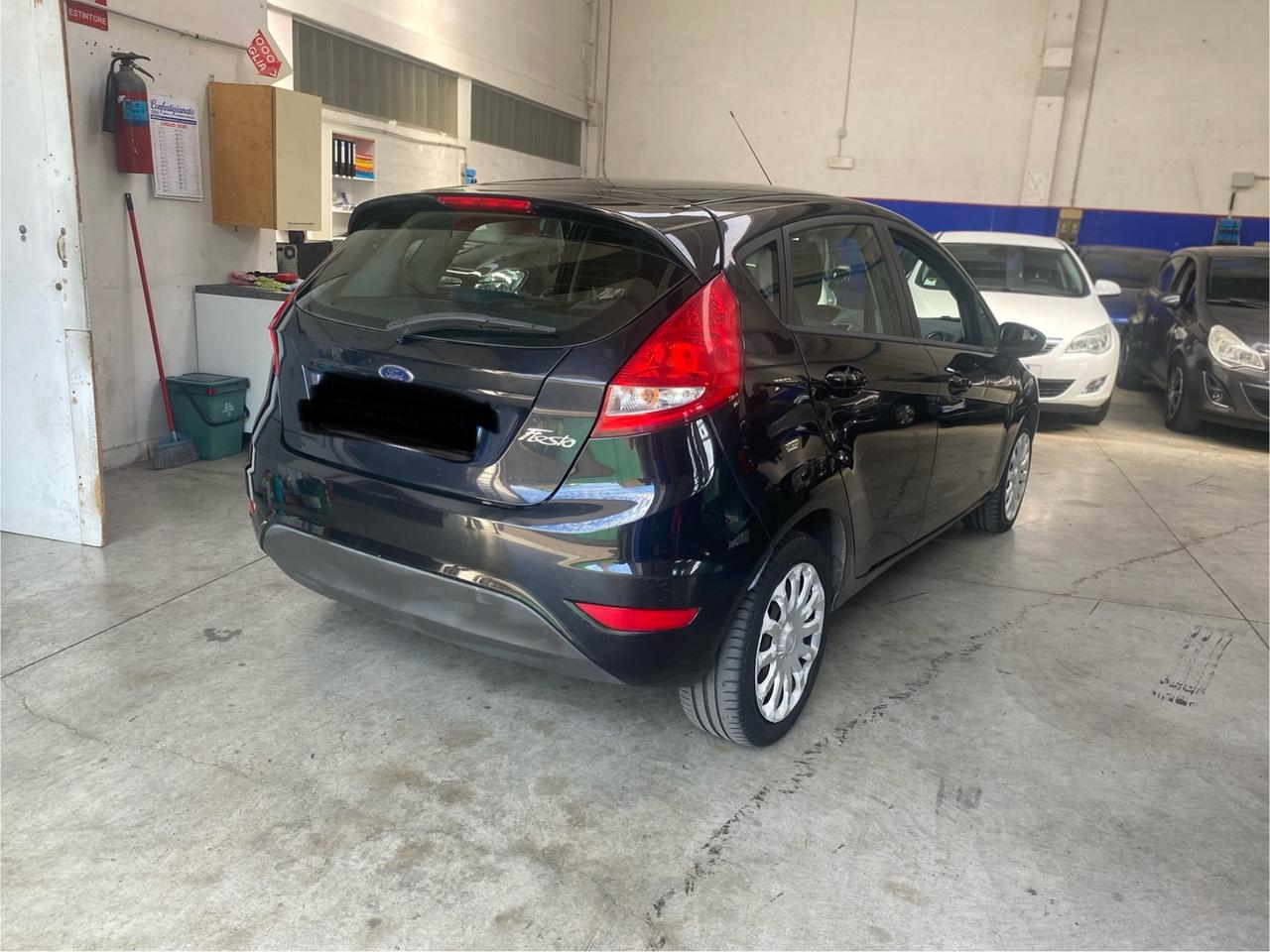 Ford Fiesta 1.4 5 porte Bz.- GPL Titanium