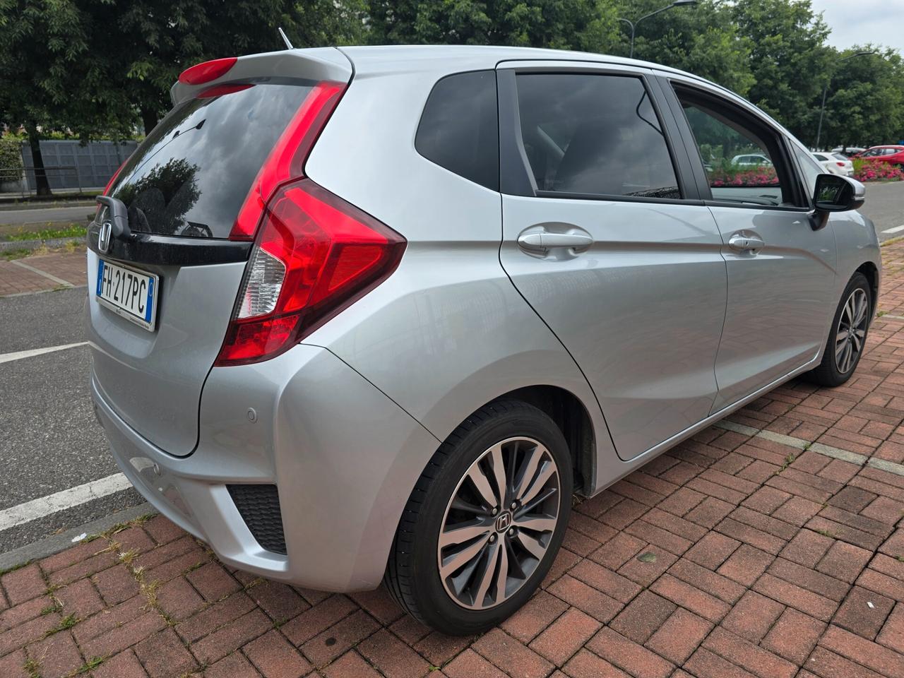 Honda Jazz Full OPTIONAL!!!!!! GARANZIA/PERMUTA
