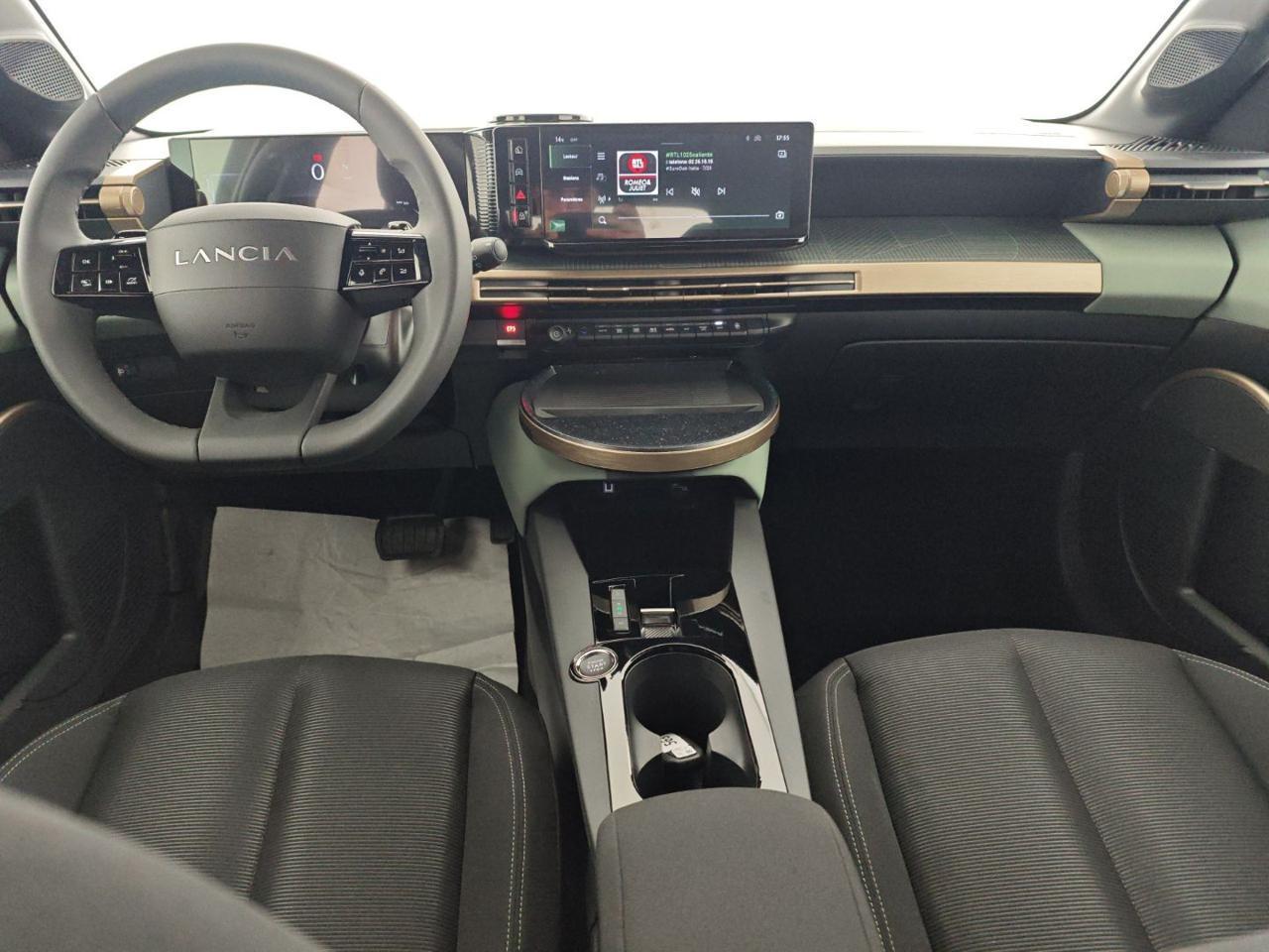 LANCIA Ypsilon Hybrid e-DCT