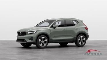 VOLVO XC40 B3 Mild hybrid Benzina Core