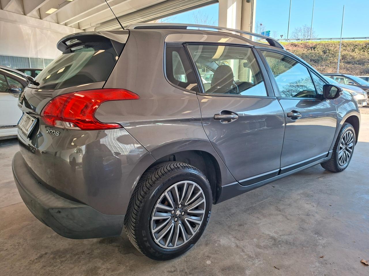 Peugeot 2008 1.2 EURO 6 / DA NEOPATENTATI