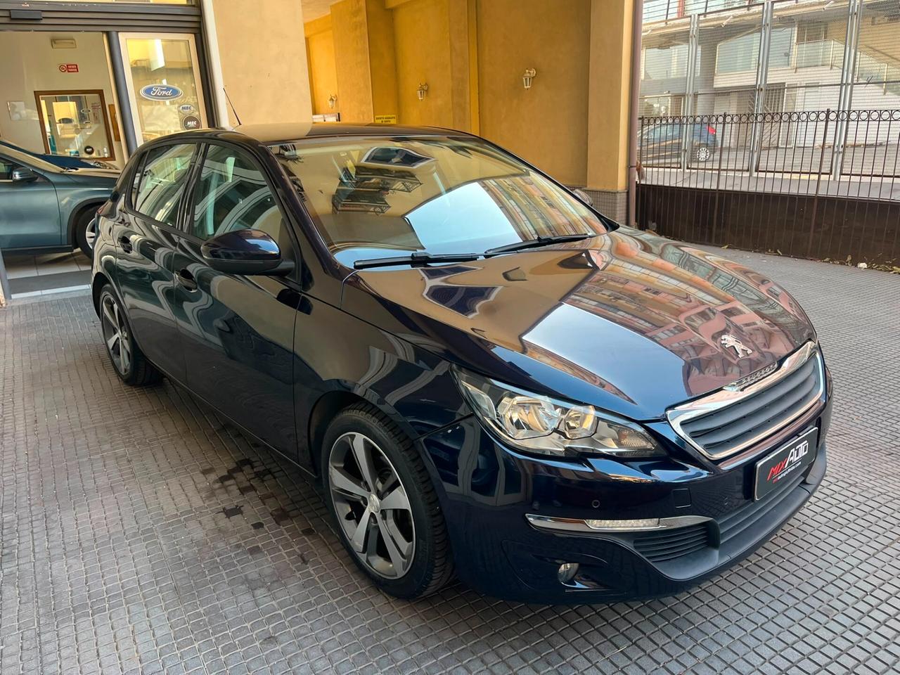 Peugeot 308 1.6 HDi 100cv Buisness