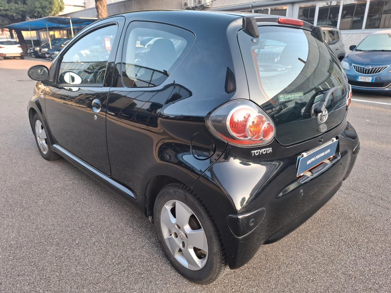 Toyota Aygo 1.0 12V VVT-i 5 porte Sol