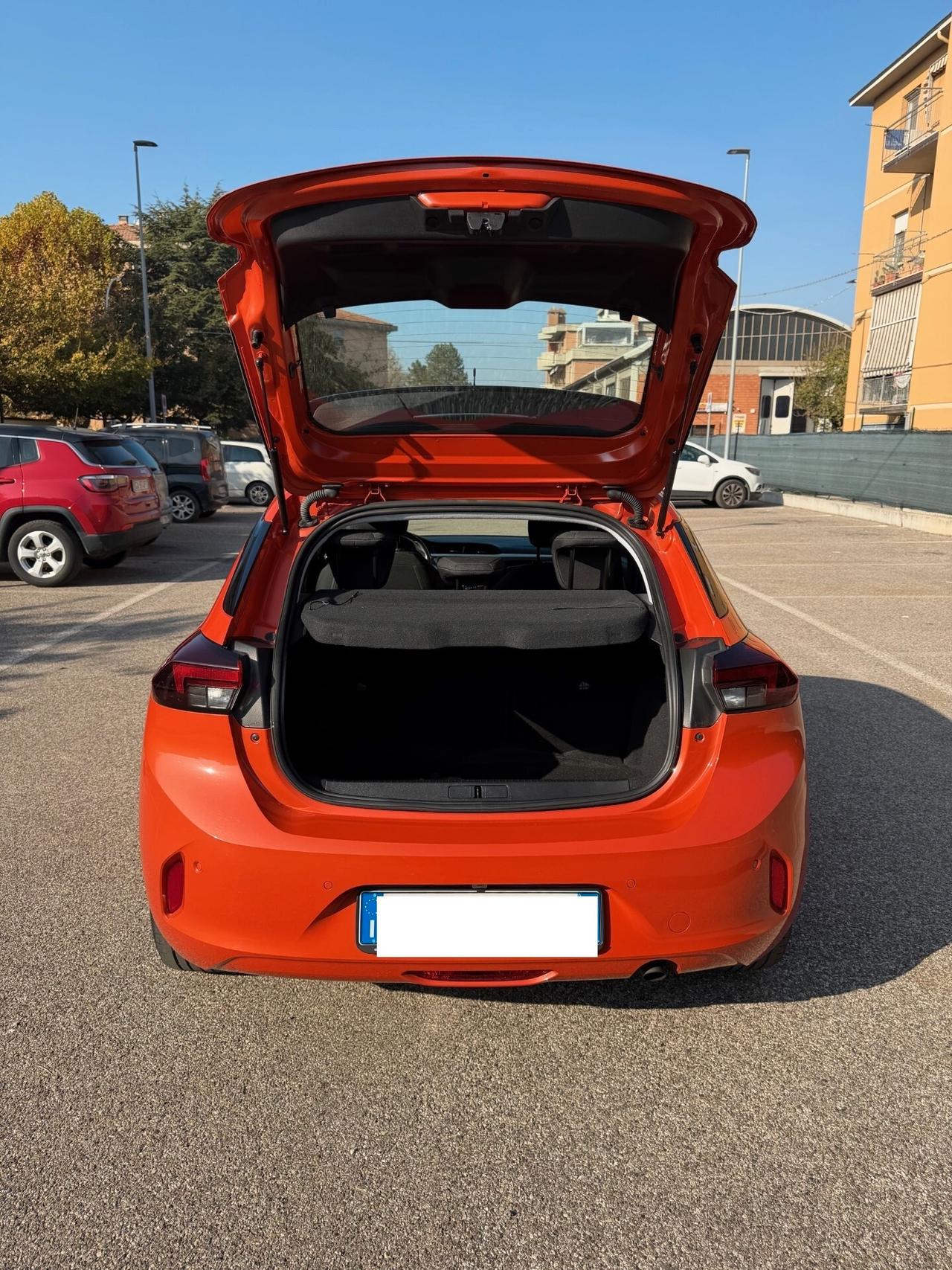 Opel Corsa 1.2 NEOPATENTATI - 12 MESI DI GARANZIA -