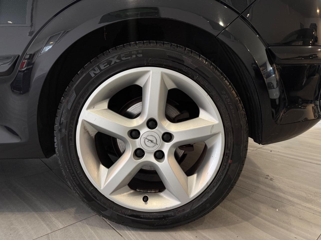 Opel Astra 1.6 BENZINA NEOPATENTATI