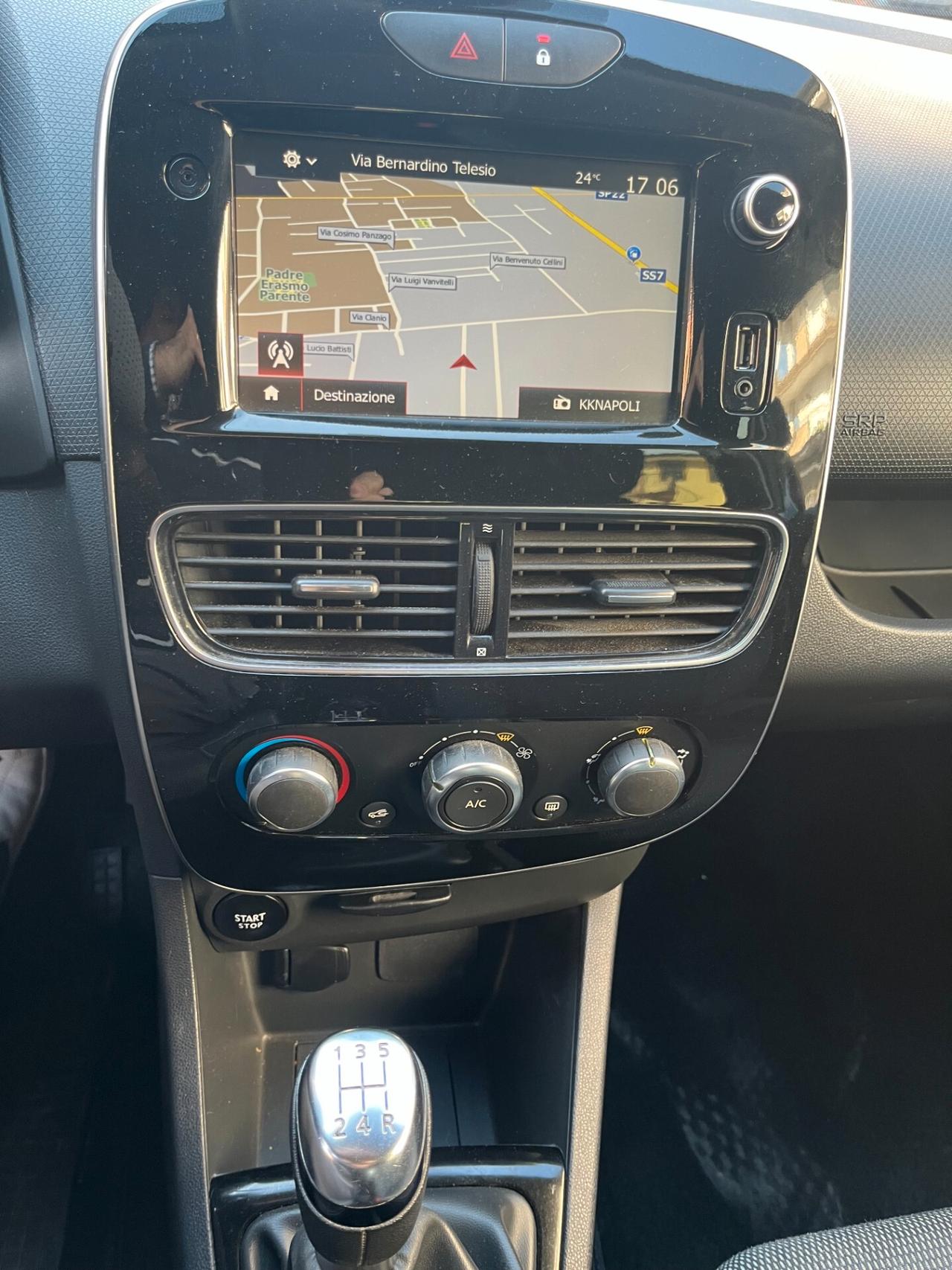 Renault Clio dCi 8V 90 CV 5 porte Moschino Intens