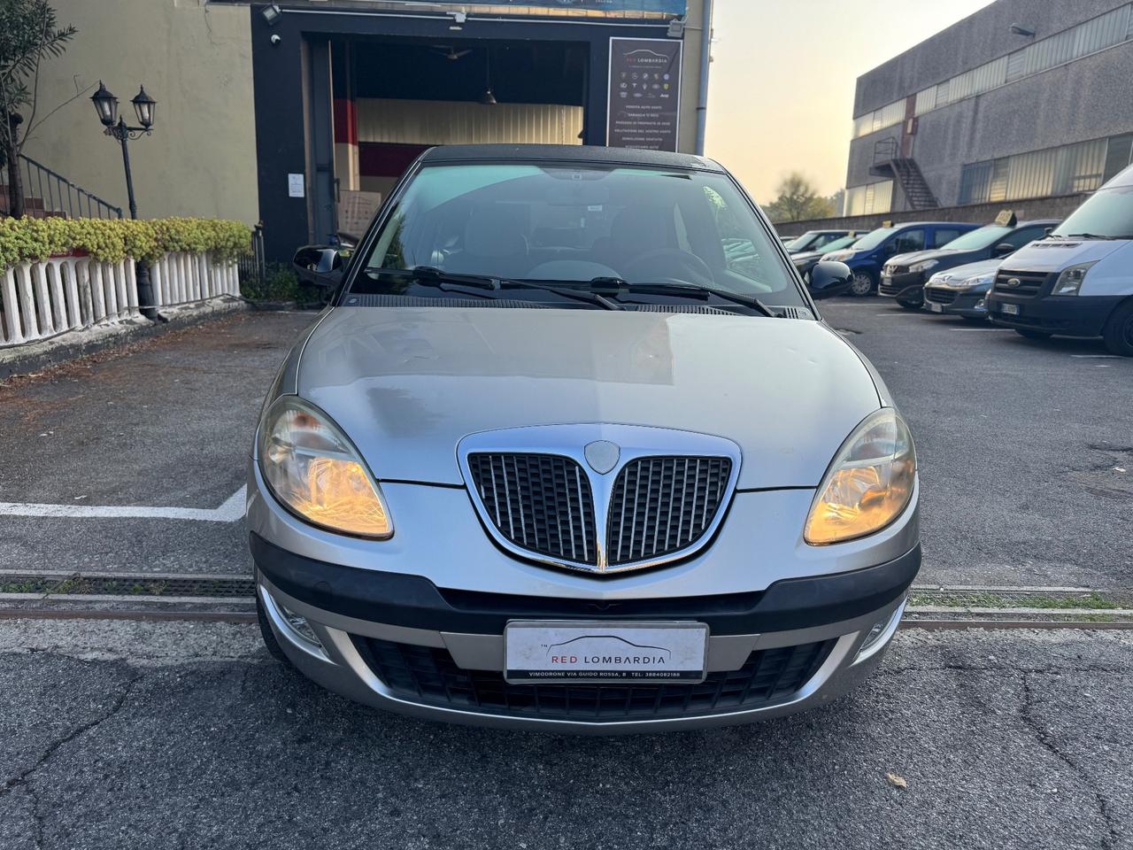 Lancia Ypsilon 1.2 Argento