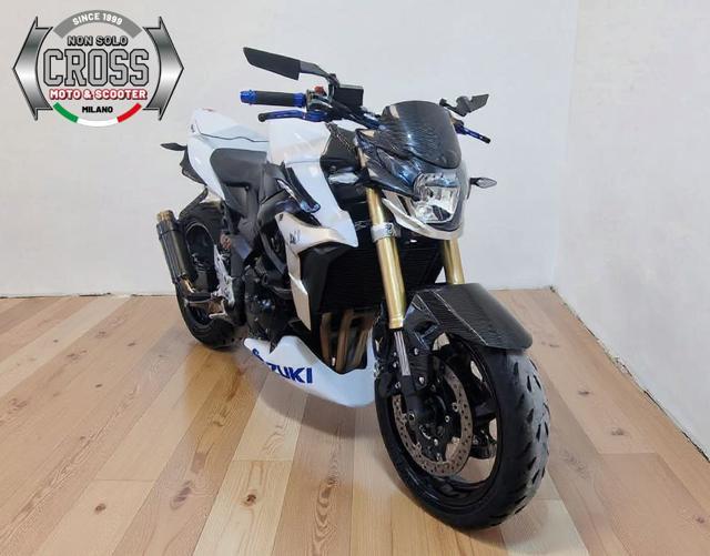 SUZUKI GSR 750 - ANNO 2012