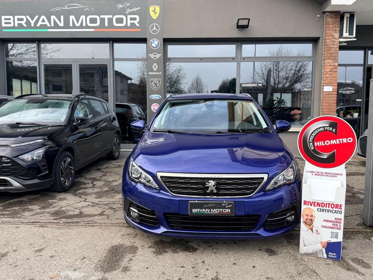 Peugeot 308 BlueHDi 130 S&S EAT8 SW Allure