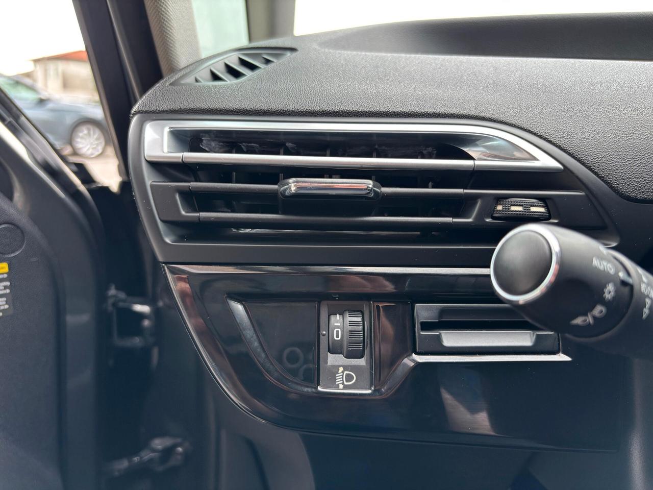Citroen Grand C4 Picasso 7 posti Automatica Neopatentati