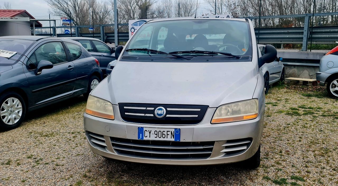 Fiat Multipla 1.6 16V Active