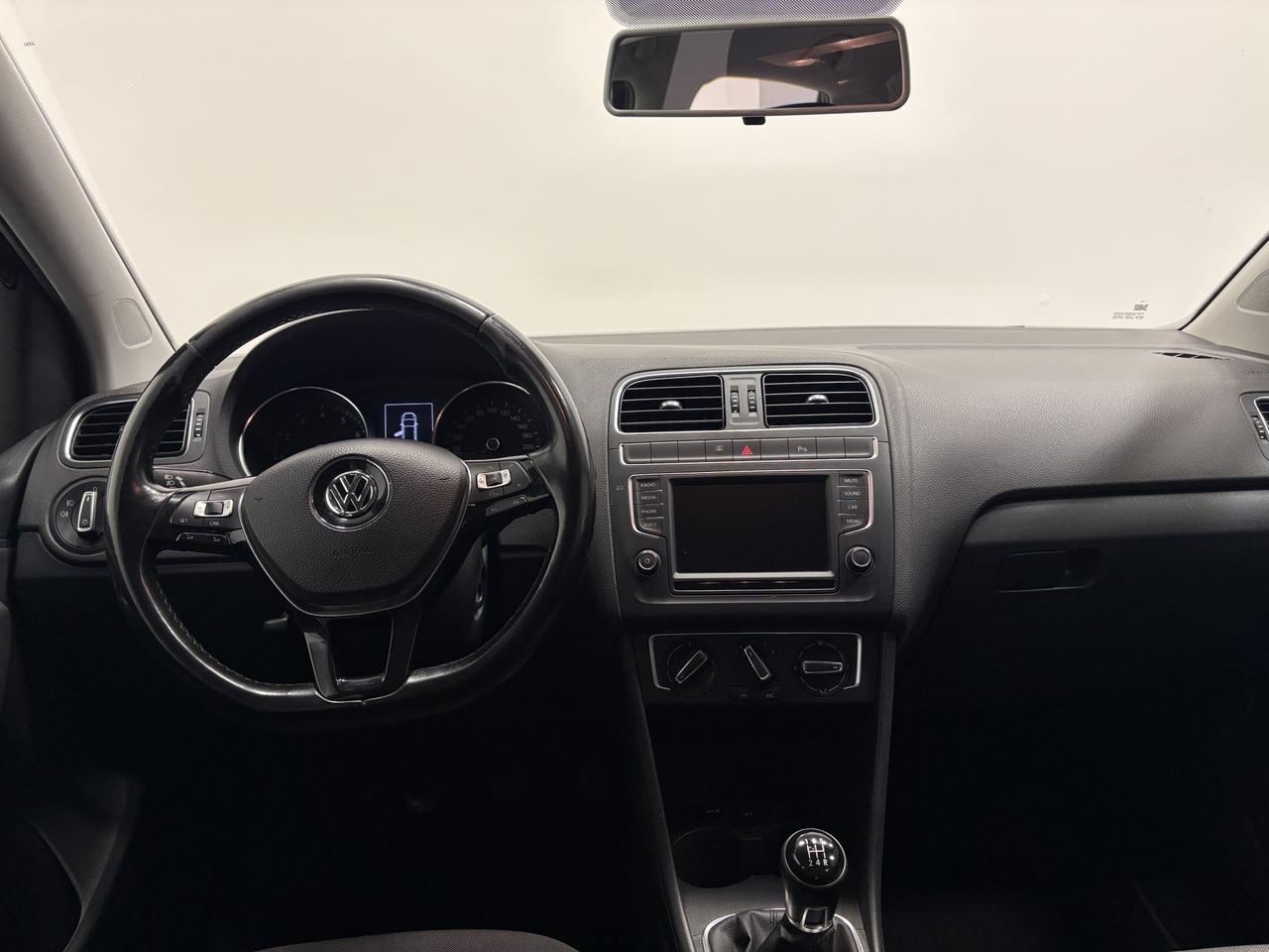 VOLKSWAGEN POLO 5 P 1.0 MPI COMFORTLINE