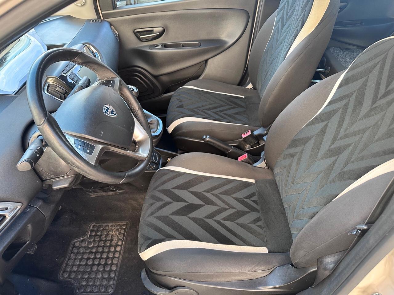 Lancia Ypsilon 1.2 69 CV 5 porte GPL Ecochic Gold*EURO6*NEOPATENTATI