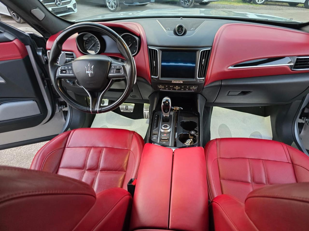 Maserati Levante V6 Q4 Gransport 275 cv -2017