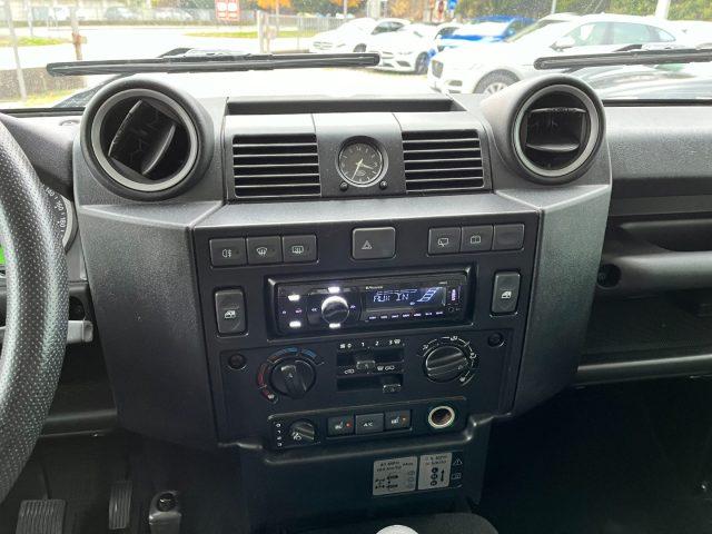 LAND ROVER Defender 90 2.4 TD4 Station Wagon SE N1 Autocarro