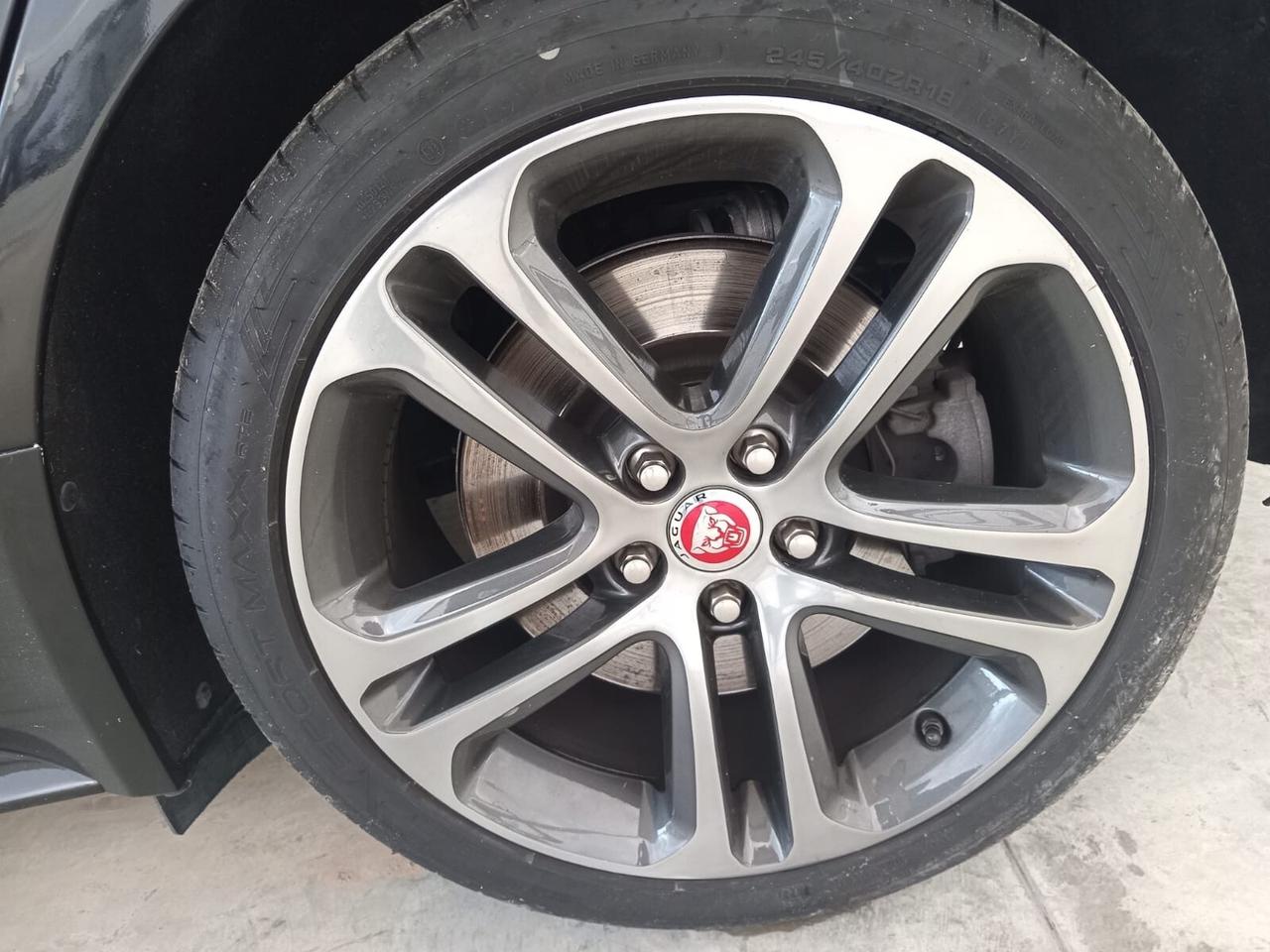 Jaguar XE 2.0 D 180 CV AWD aut. R-SportIK TOP PERFETTA QUAL PROVA