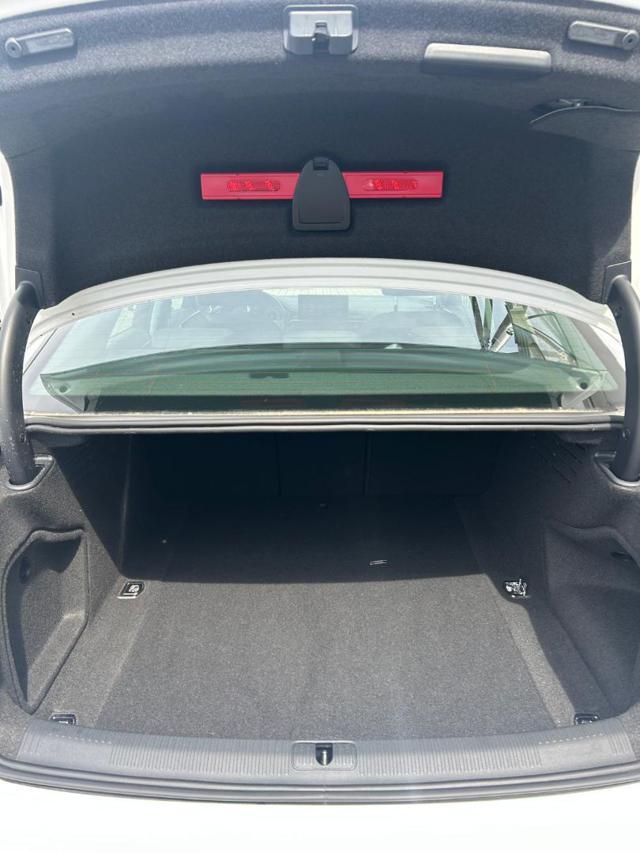 AUDI A4 35 TDI/163 CV S tronic Business Advanced