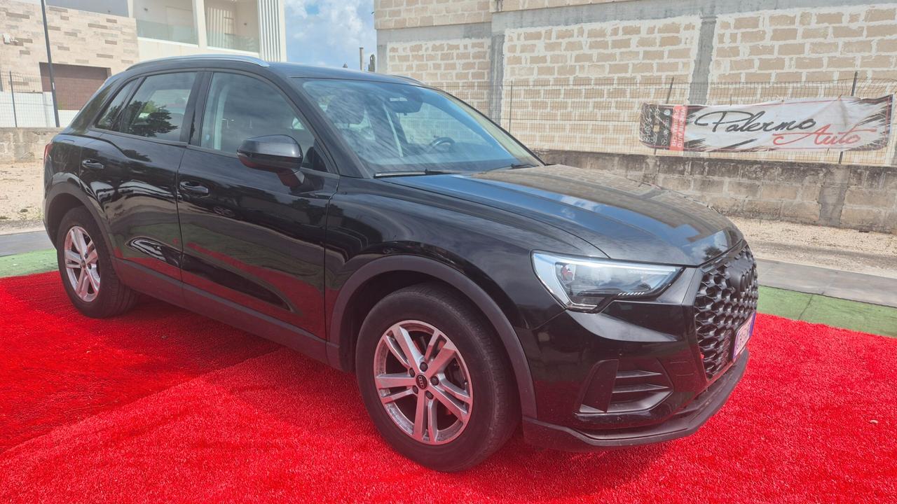 Audi Q3 35 TDI S tronic Sport Business Advanced
