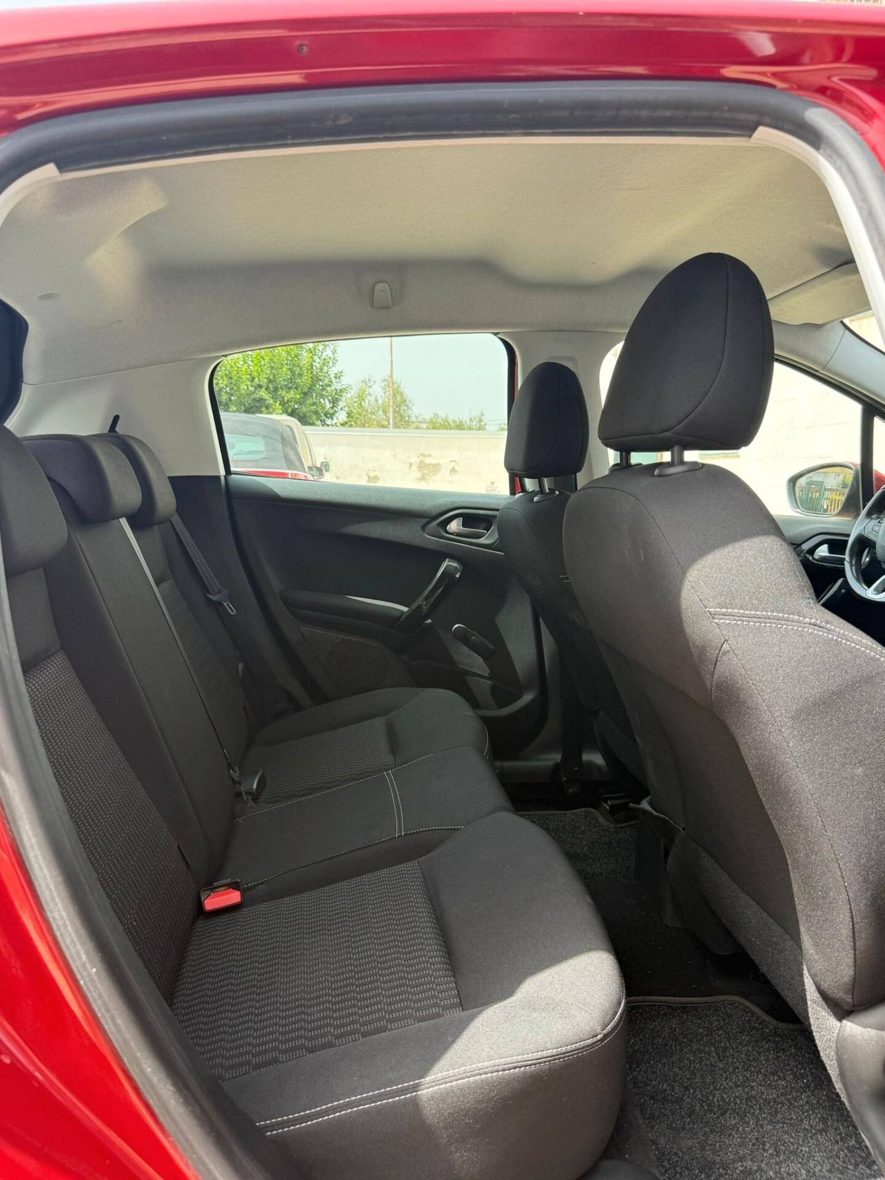 Peugeot 208 PureTech