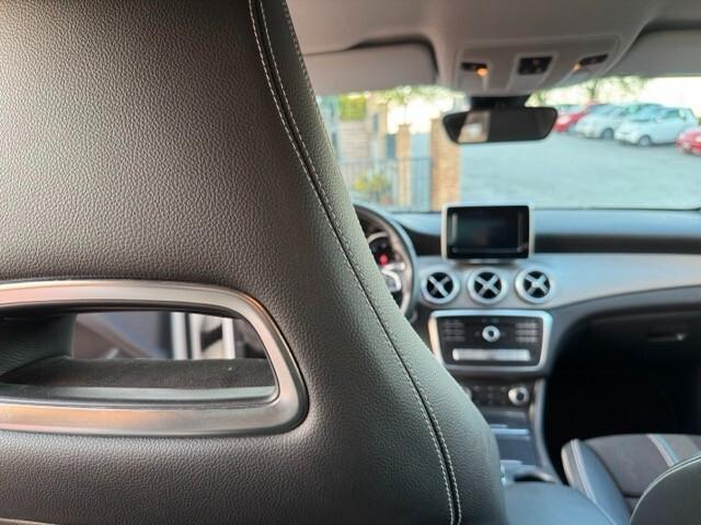 Mercedes-benz CLA 180 d Premium