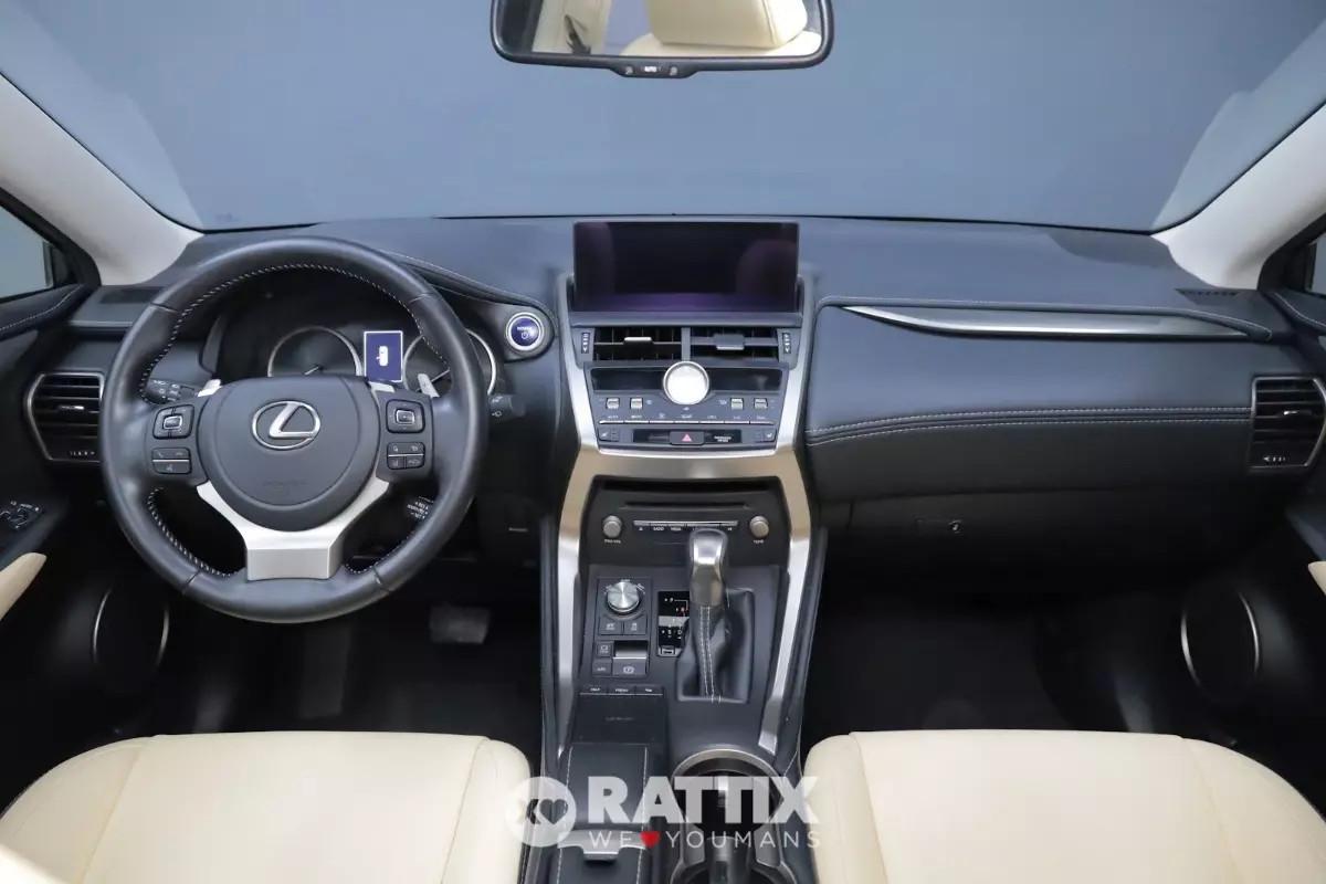 Lexus NX 300h 2.5 Hybrid Premium 4WD CVT