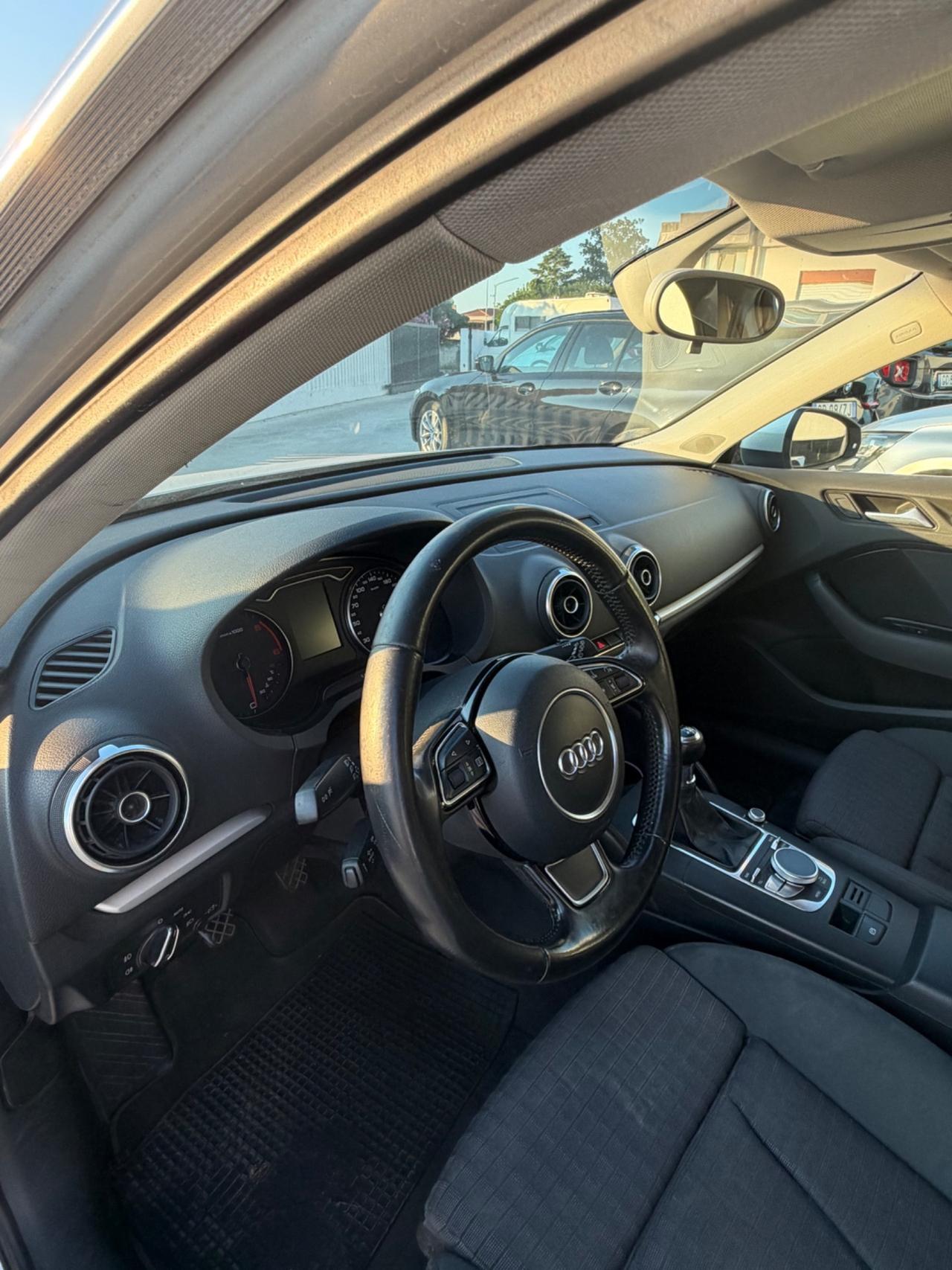 Audi A3 2.0 TDI 150 CV clean diesel Ambition