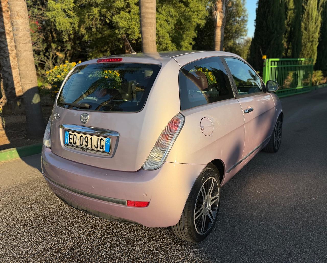 LANCIA YPSILON 1.3 MJT 75CV ELLE (55kw) SOLI 156.000KM!!