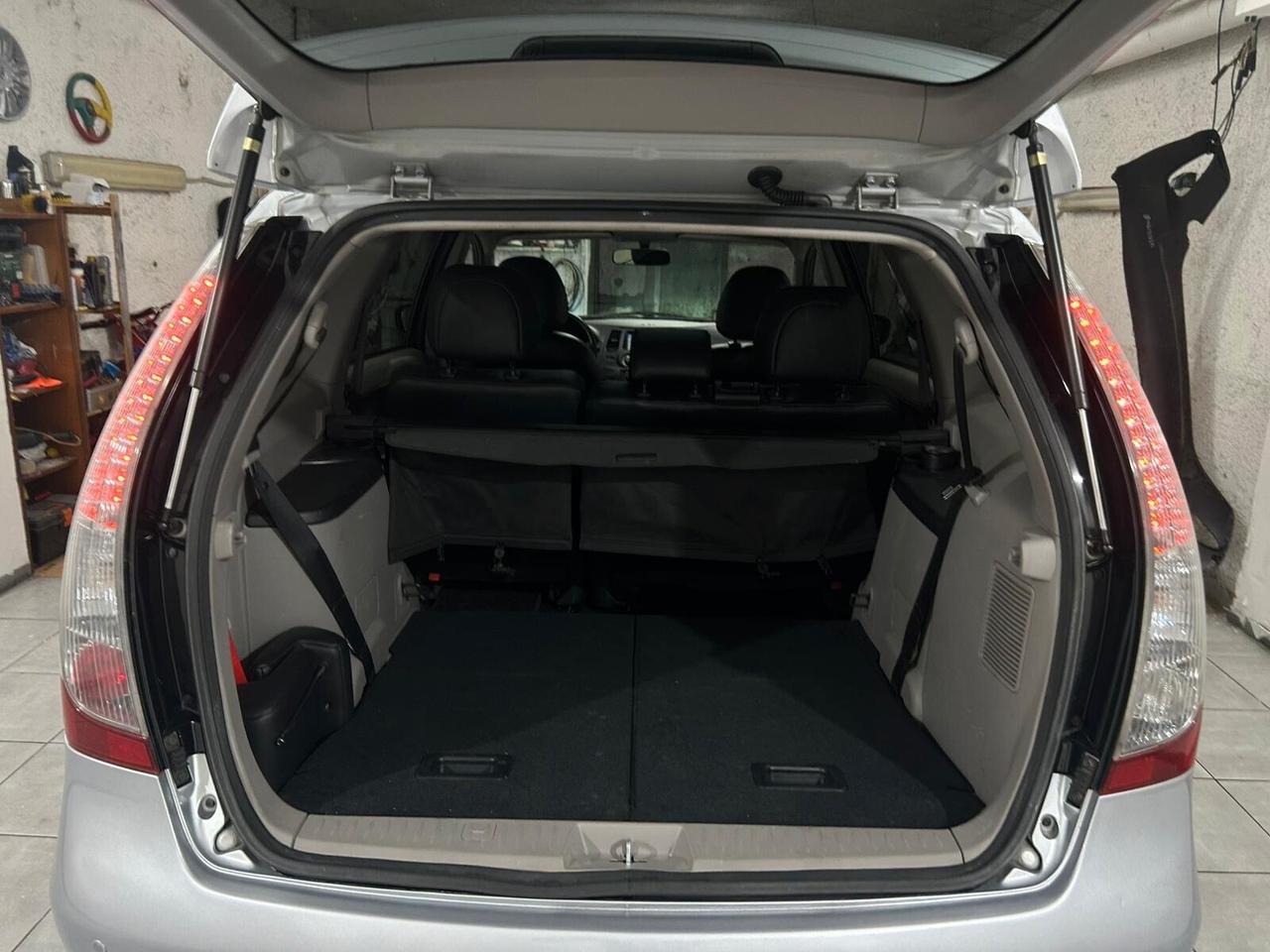 Mitsubishi Grandis 2.0 DI-D 7 posti Intense