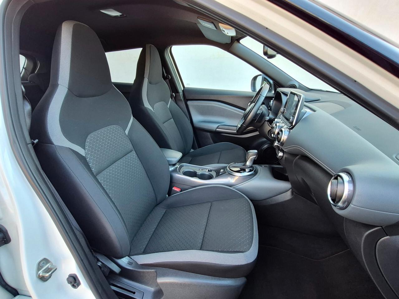 Nissan Juke 1.0 DIG-T 114 CV DCT N-Connecta