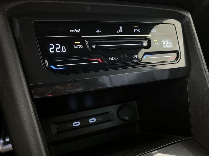 Volkswagen Tiguan Tiguan 2.0 tdi R-Line 150cv dsg