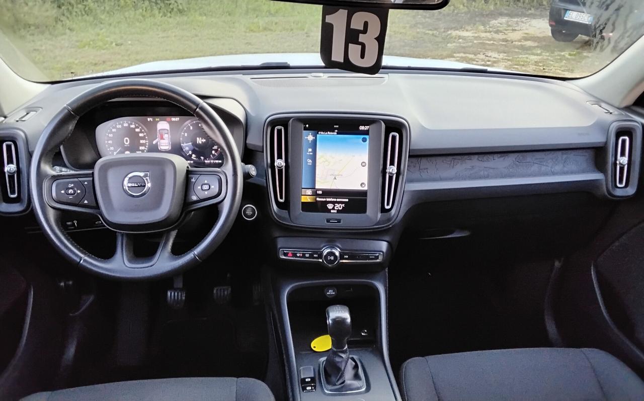 Volvo XC40 T3 Momentum