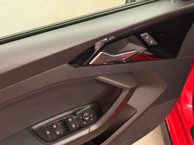 AUDI A1 citycarver 30 TFSI