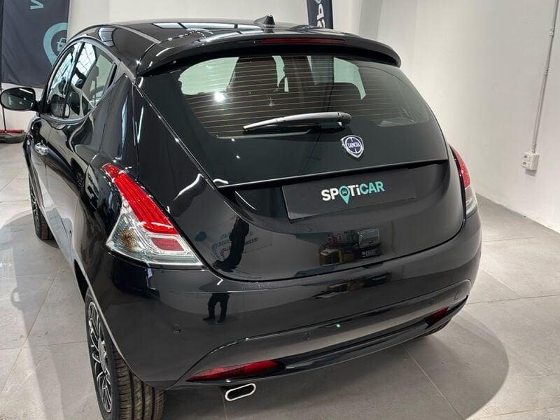 Lancia Ypsilon Ypsilon 1.0 FireFly 5 porte S&S Hybrid Platino