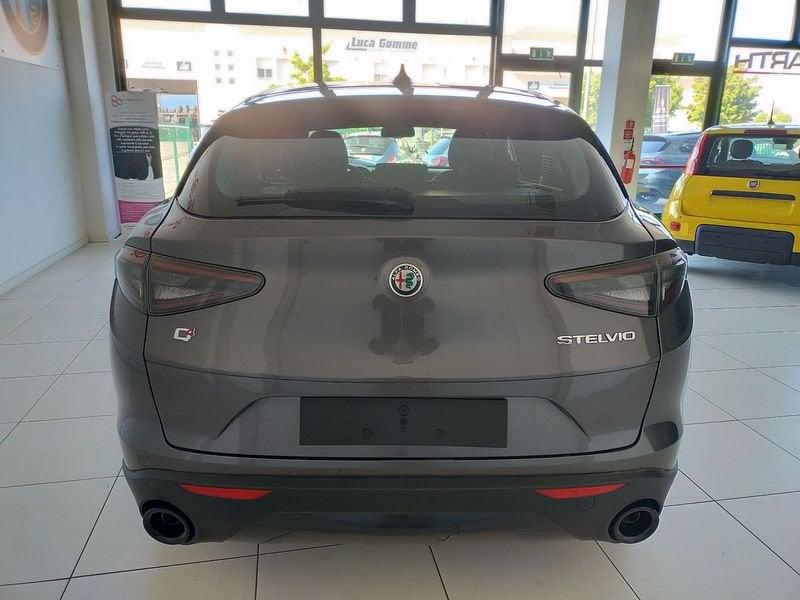 Alfa Romeo Stelvio 2.2 Turbodiesel 210 CV AT8 Q4 Sprint KM0