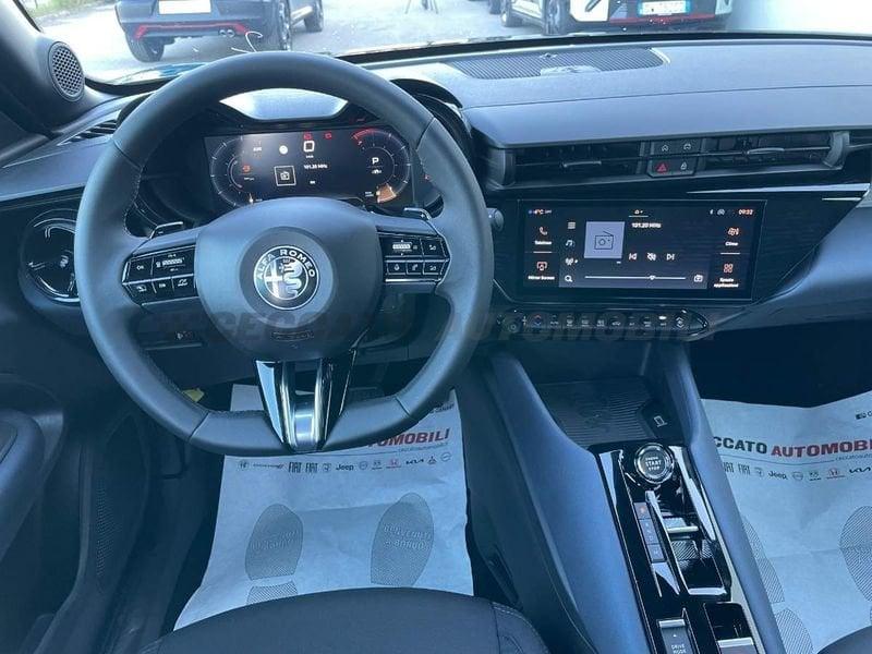 Alfa Romeo Junior Junior 1.2 ibrida 136cv edct6