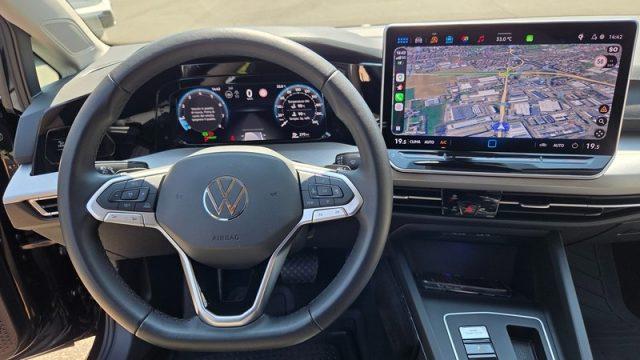 VOLKSWAGEN Golf 8.5 1.5 eTSI 115 CV DSG Life PERMUTE GAR.VW 2028