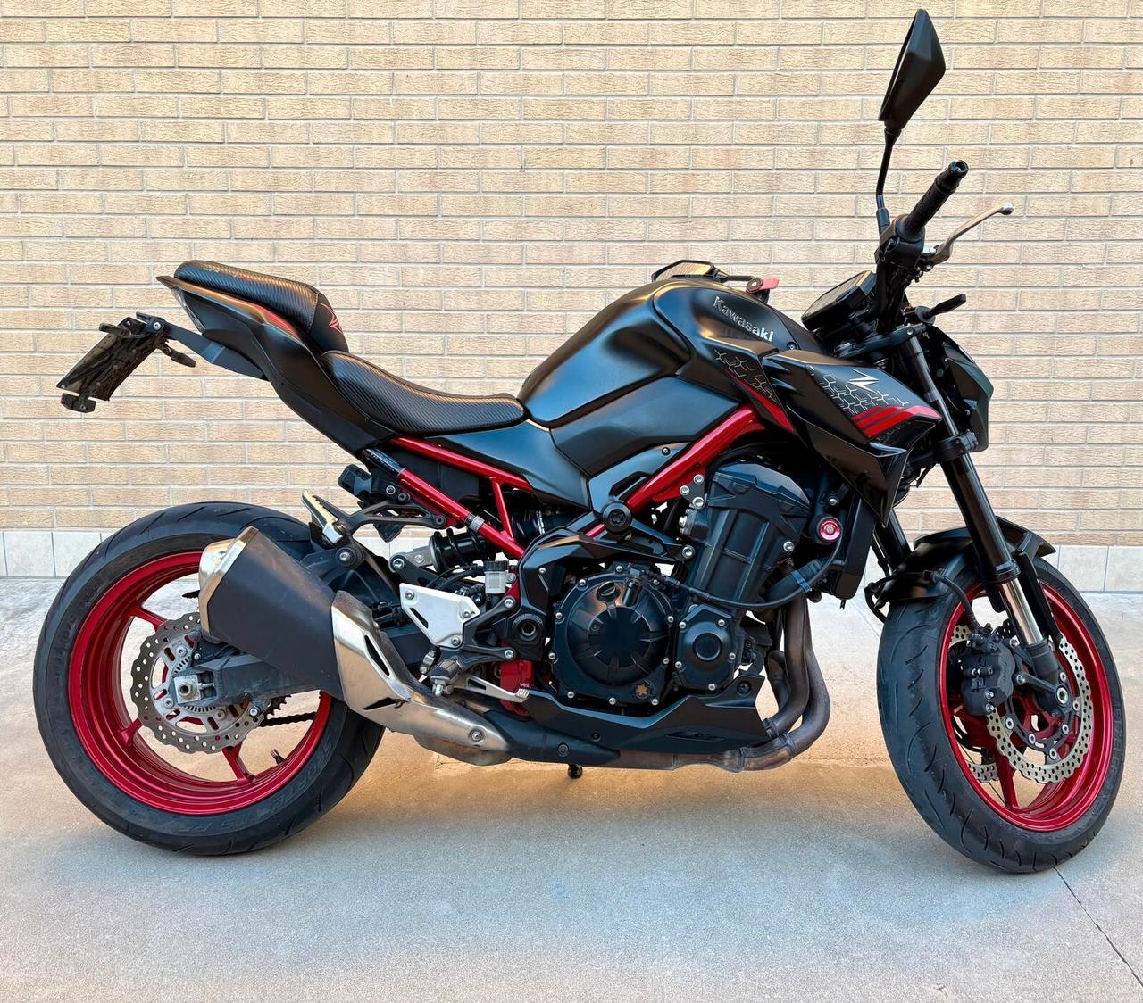 Kawasaki Z900 MY21 FULL POWER