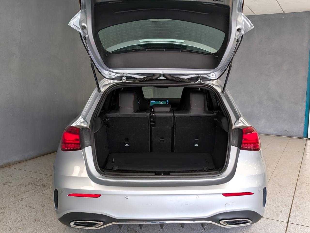Mercedes-Benz classe a - w177 a 180 premium amg line auto 180 Automatic Premium AMG Line