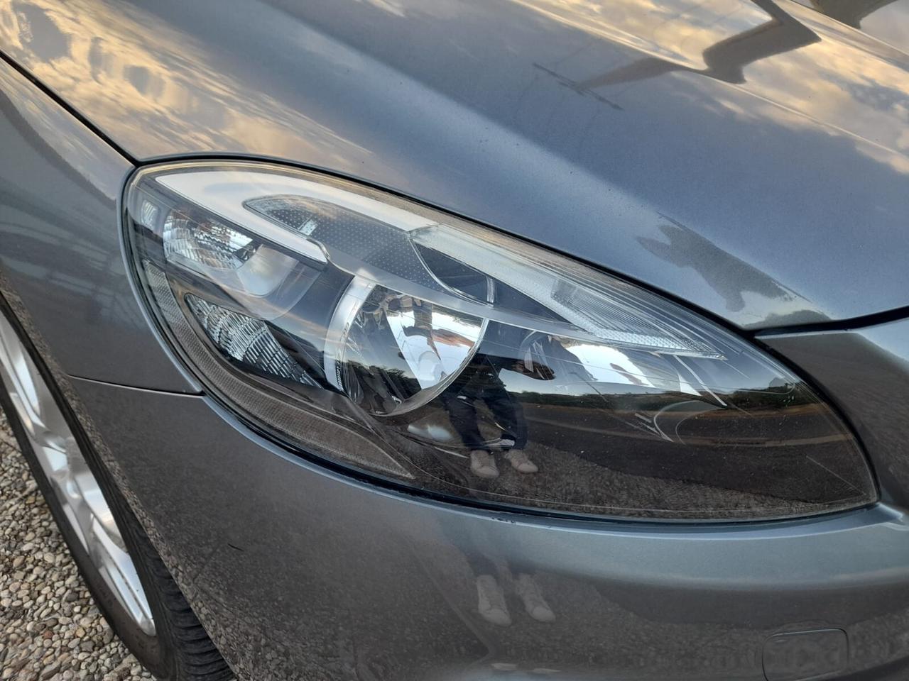 Volvo V40 Cross Country D2 Kinetic