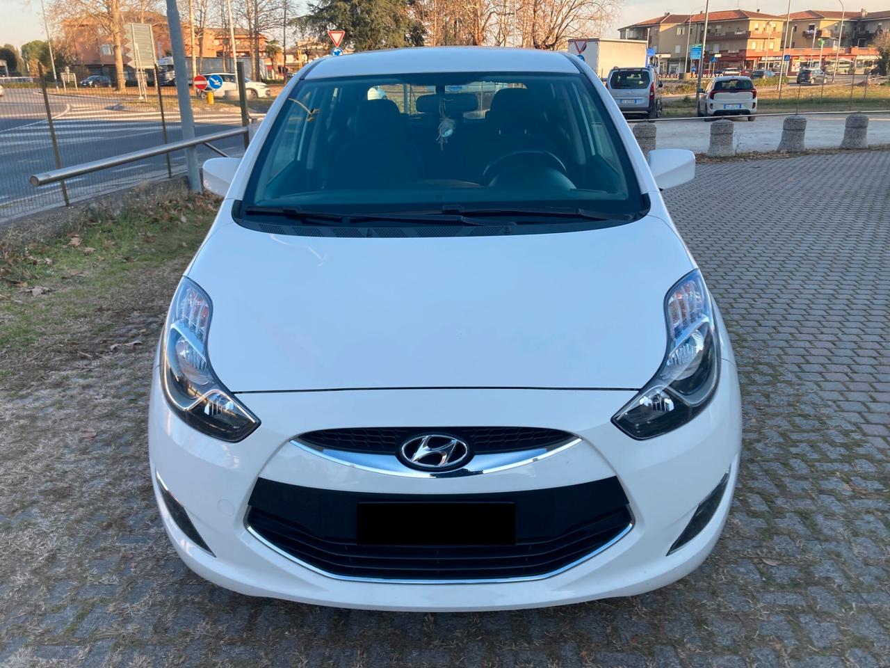 Hyundai iX20 1.4 crdi Comfort 90cv NEOPATENTATI