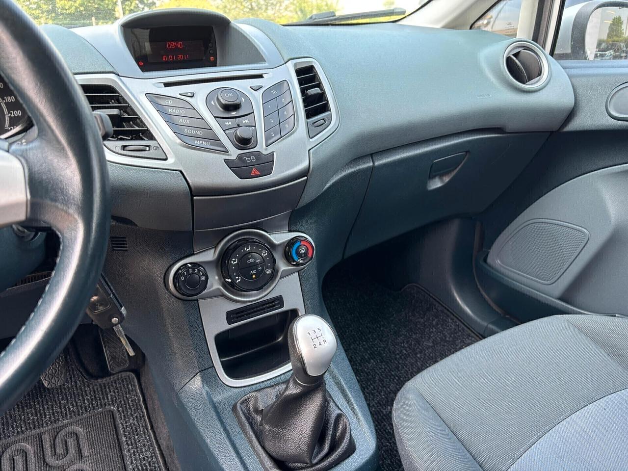 Ford Fiesta 1.2 benzina Neopatentati