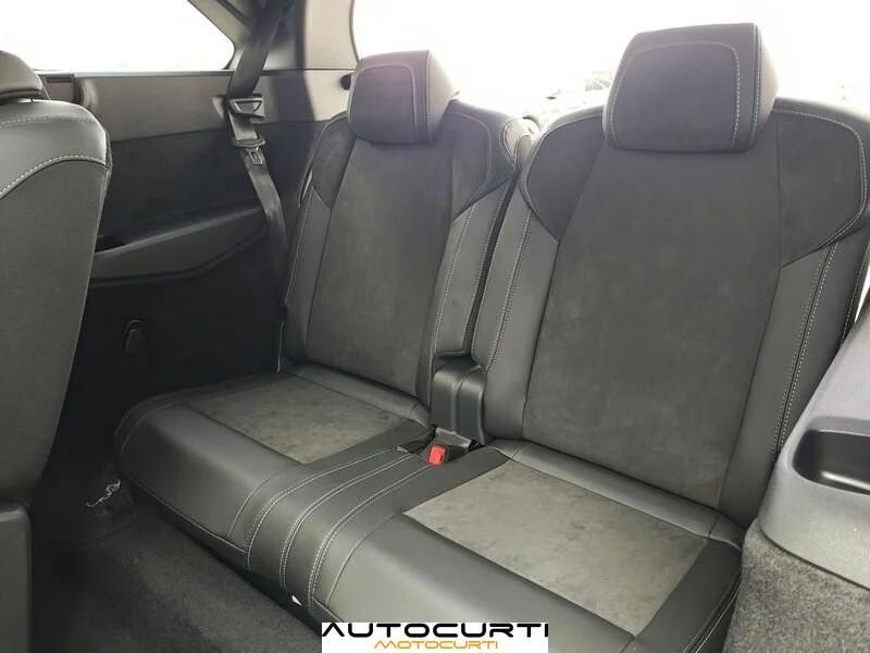 Peugeot 5008 Hybrid 136 e-DCS6 GT